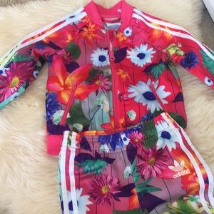 Addidasbaby tracking suit